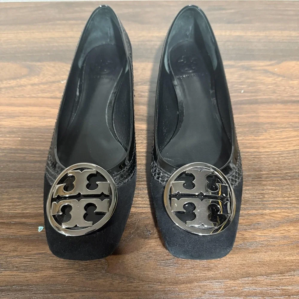 Tory Burch Logo Ballet Flat Shoes Black Suede Square Toe‎ Medallion Women's 7.5